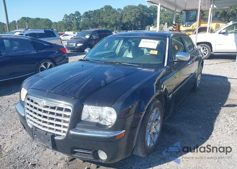 2006 Chrysler 300C z USA, uszkodzony, nr VIN 2C3KA63H46H523492
